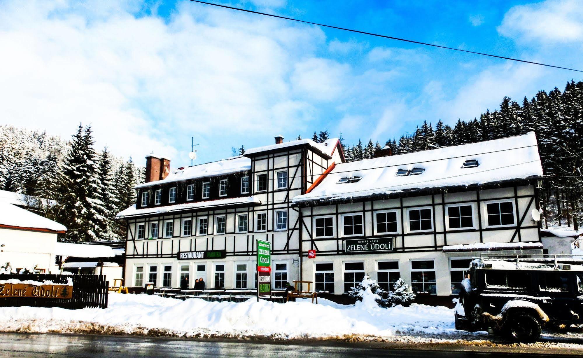 Horska Chata Zelene Udoli Hotel Abertamy Exterior photo